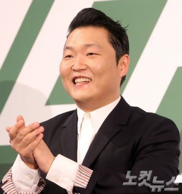  싸이 성접대 의혹, 참고인 조사 받다