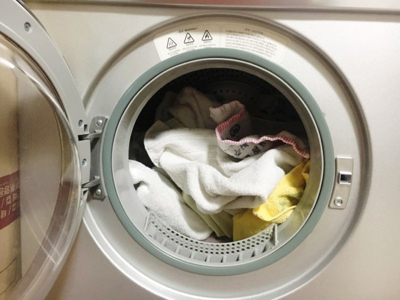 건조 후에도 좋은 향이 나는 섬유유연제, 다우니의 새로운 향수 컬렉션에 추천 2