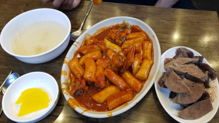  서현역의 터줏대감 24시간 분식 맛집! " 맛짱 "