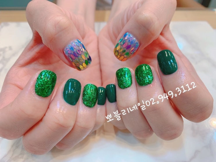  #보트글리터네일#보트글리터페디#화려한네일아트#여름네일#휴가네일#중계브라운스톤#뽀블리네일