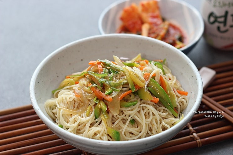  간장비빔국수 양념장, 요리에센스 연두청양초 군침이 싹~