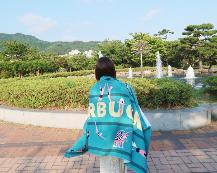  스타벅스 '비치'타올, 크고 아름다워... @스벅 김해삼계