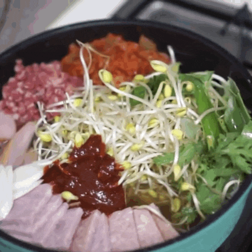 부대찌개 끓이는 방법 킹부대찌개 테이크아웃 본점에서 포장해오면 편리해요!