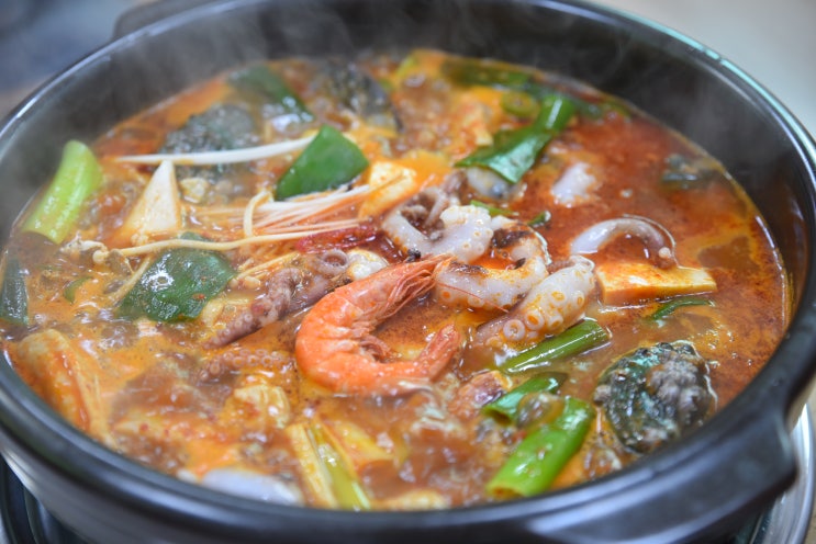  군위 맛집 솔밭집의 해물닭볶음탕은 사랑입니다~