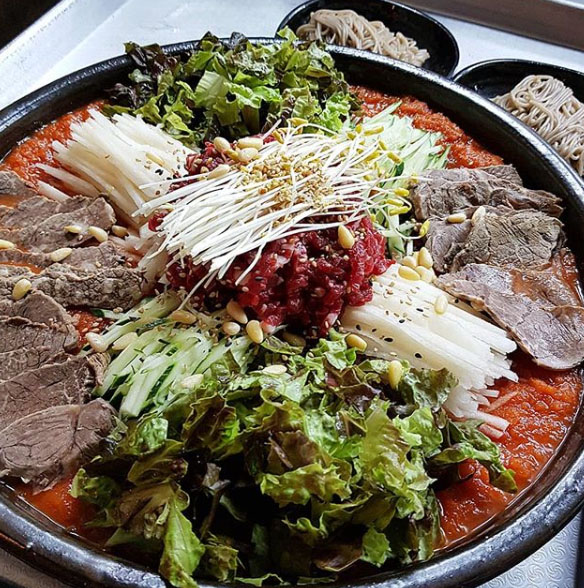  생생정보통 한우육회물회 광명 꽃피다한우, 버섯오리백숙 시흥 느티나무집
