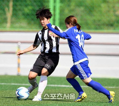 "잘하는 게 축구뿐"…'박지성 장학금 1호' 박혜정, 이렇게 자랐다 "잘하는 게 축구뿐"…'박지성 장학금 1호' 박혜정, 이렇게 자랐다
