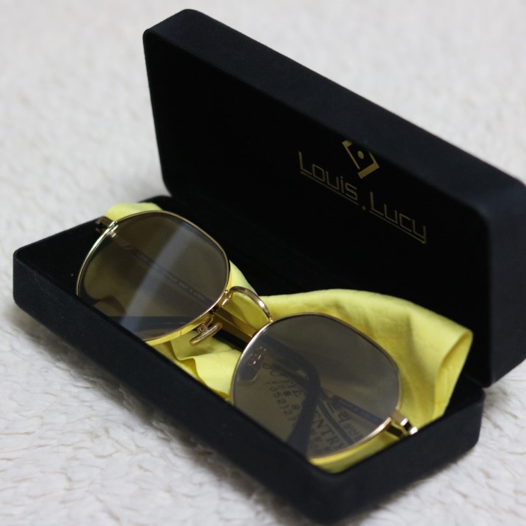 울산 삼산동안경점 , 저렴한선글라스 아이젠트리 안경에서 루이스루시 선글라스 구입 !