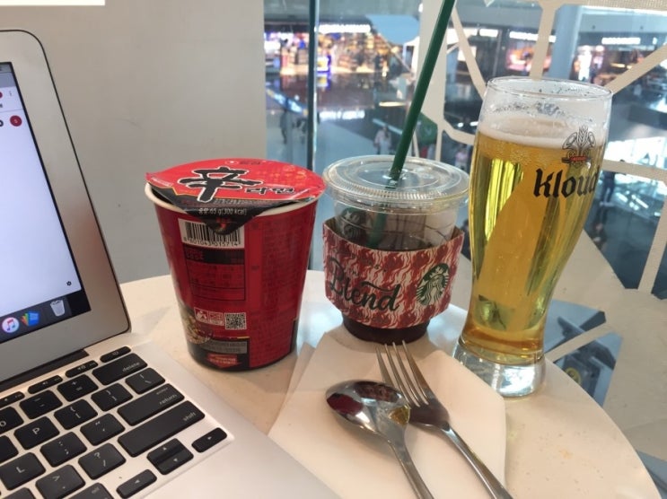  후쿠오카 항공권 진에어 LJ225 탑승 및 인천공항 허브라운지 이용후기 