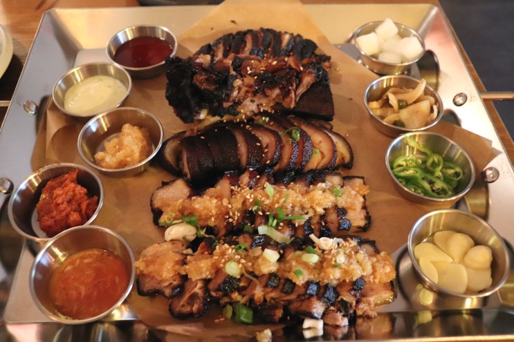  압구정로데오 술집 :: 압구정 회식하기 좋은 튀김족발 존맛탱 압구정 족발집