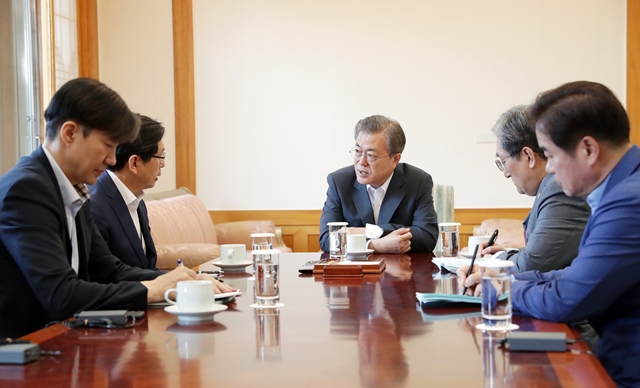  조국 법무부 장관 입각설에 정치권 갑론을박