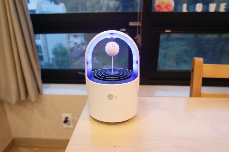  모기퇴치기 UV LED 문라이트 진짜 모기가 잡히네!