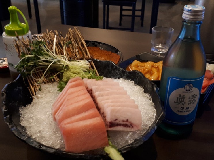  참치효능, 참치회랑 혼술하는 핵인싸가 알려줄게요~(feat.사가정 연어에빠지다)
