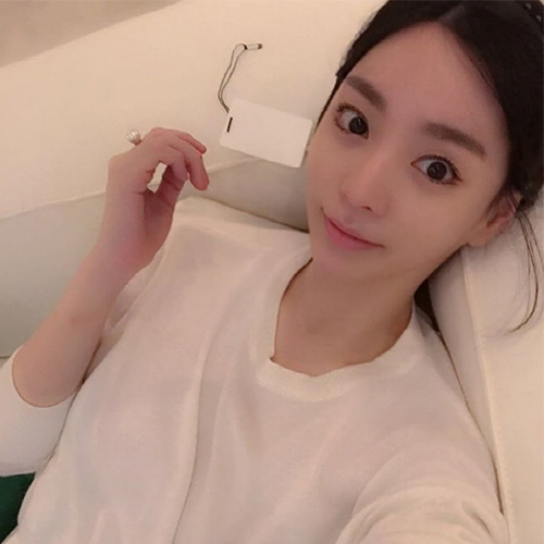  조로우의 접대자리에 황하나도 있었다