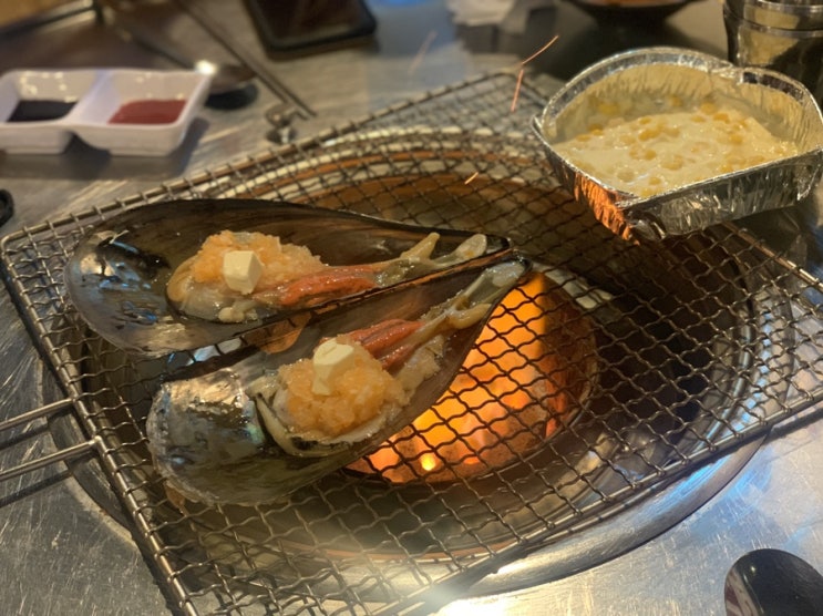  서면 [YK네] 다양한 조개구이와 콘치즈는 JMT