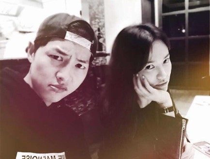  송중기, 송혜교와 원만한 이혼 희망/ 이혼지라시에 박보검 법적대응