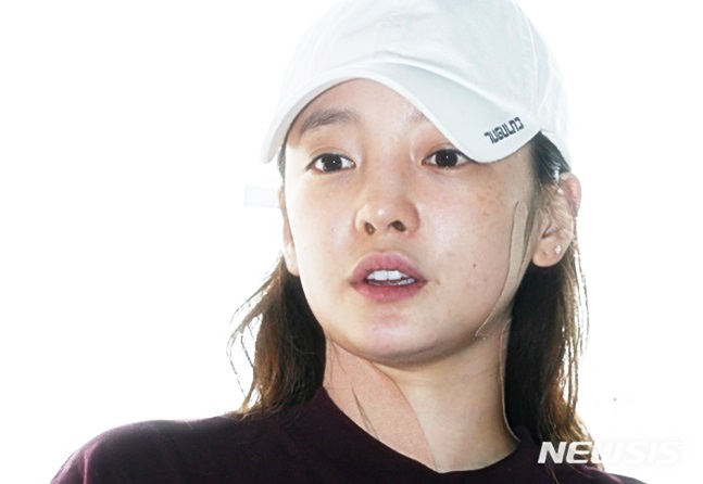  구하라, 日복귀 무대서 노출사고...노련한 대처로 수습