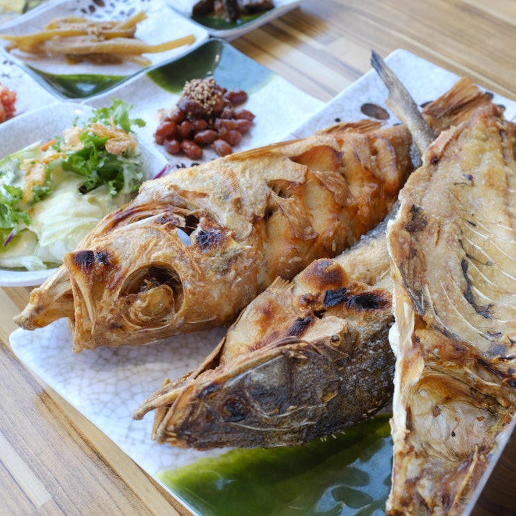  인천 영종도&무의도 맛집 / 소나무회식당(선영이네)에서 푸짐한 생선구이 정식을!(feat.시원한 조개탕)