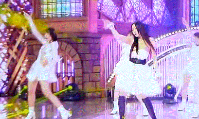  구하라 패션 gif