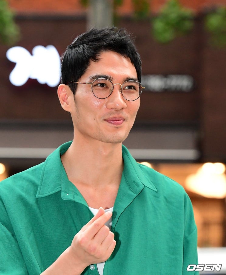 구해줘2 종방연 엄태구님 바지 무슨일이에요