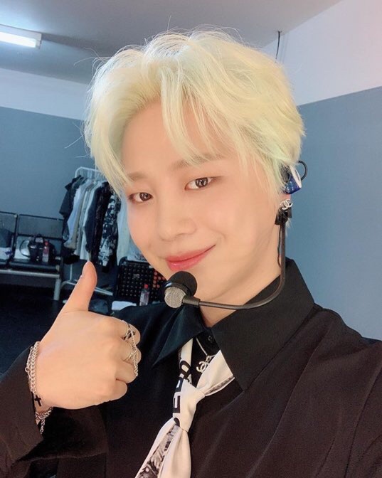  [이의진] 190626 의진 솔로 첫팬미팅! 1열 다녀온 후기 (1열ㅠㅠ행복해..)