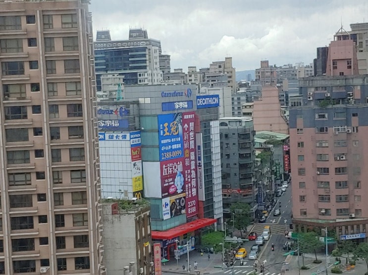  [대만여행 1일차] 까르푸 계림점(석이과), 용산사, 화시지에 야시장