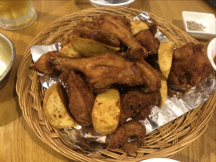  부암동 계열사 치킨 존맛이다!