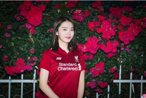  [EPL ] 리버풀에 여자 팬이 많은 이유 (나의 합리적 추측+보너스 사진)