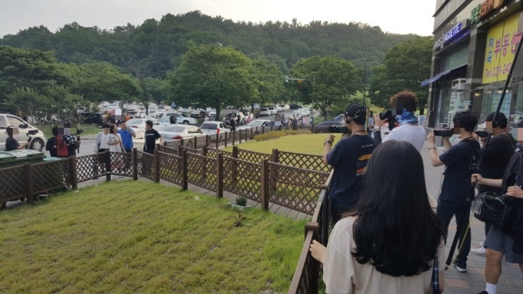 김여사 폰 교체중 바깥에서 무슨일이...?? (feat 한끼줍쇼 포항 지곡) 