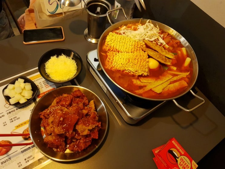  홍대치킨맛집) 곰브로스 KITCHEN&PUB