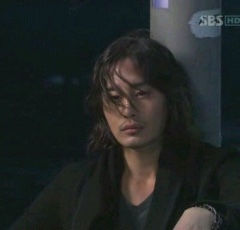  외롭다 외로워 외로워? 응 외로워 외롭다고? 응 외롭다고
