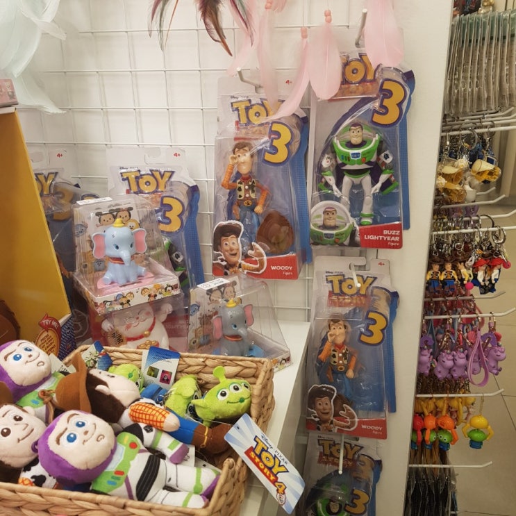  동명동 소품샵 TOM SHOP(톰가게) 살거 많더라구요