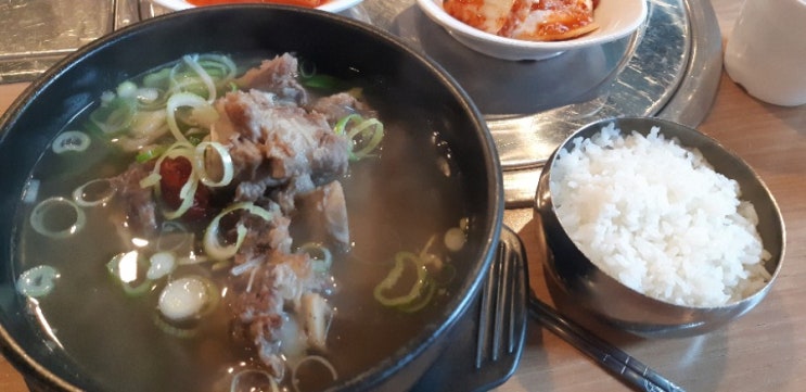 인천 십정동 한우왕국의 갈비탕 역시 가성비갑이군요. 인천 십정동 한우왕국의 갈비탕 역시 가성비갑이군요.