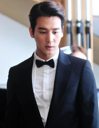  연애의맛 오창석 차 이채은 직업 인스타 청바지 테슬라x100d
