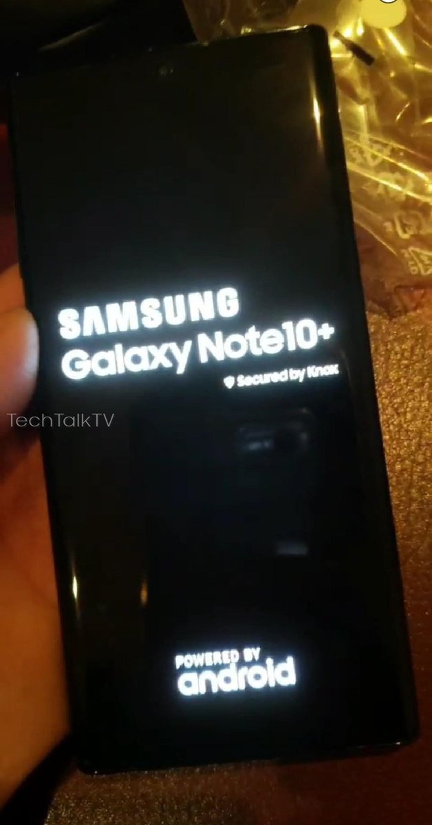 삼성 갤럭시 노트10(  Samsung Galaxy Note 10+ ) 실물 기기 유출 / 디자인 / 외형