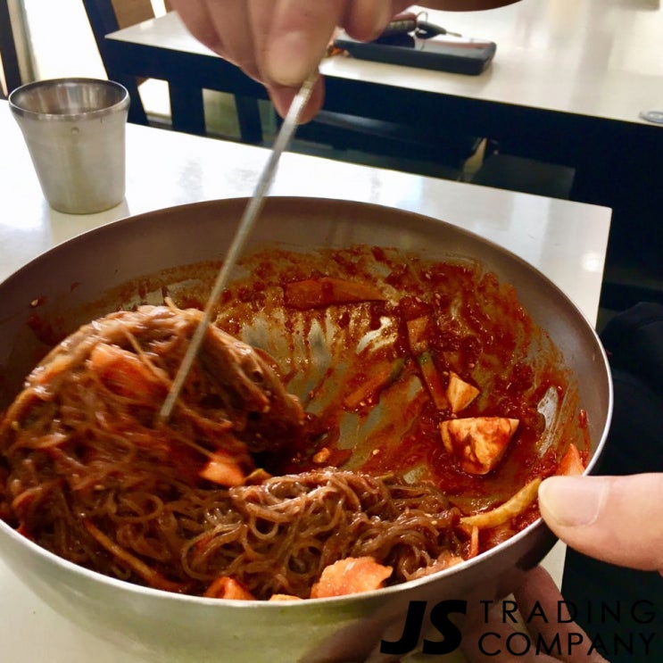  부천역 맛집 - 유튜버 성지순례 핫한 송주불냉면! (with 매운불돈까스/설렁탕)