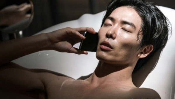  김재욱 이엘 사진 의미, 단순 해프닝? 홍보?