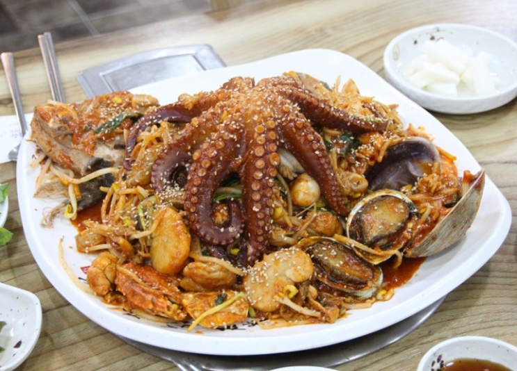  생방송투데이 통 큰 해물탕 & 해물찜 맛스타그램 군산은모래해물탕아구찜 인생 분식 할머니 국수 청계리상회