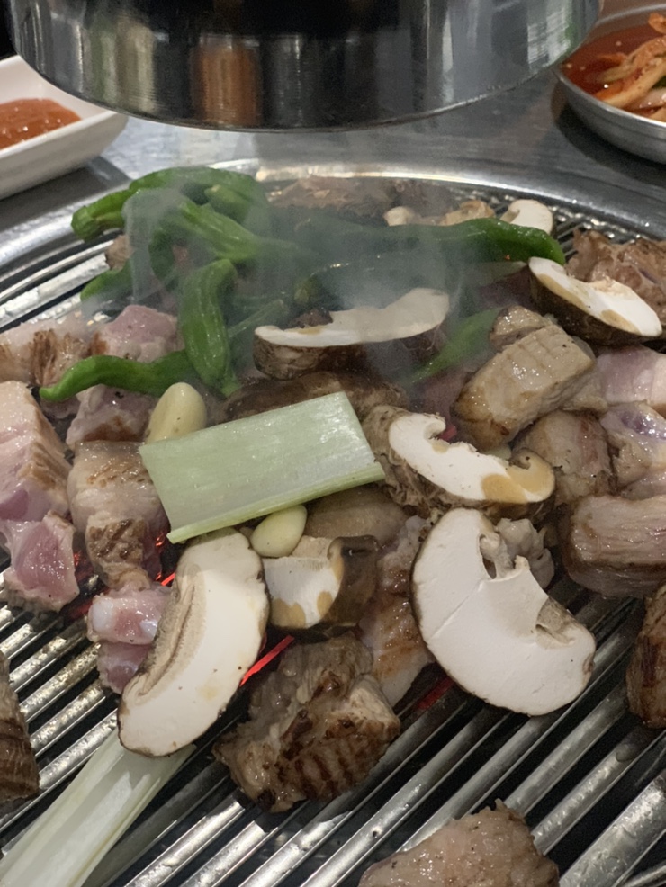  너희가 청담 맛집 길목을 아니? 청담역 소리 질뤄!
