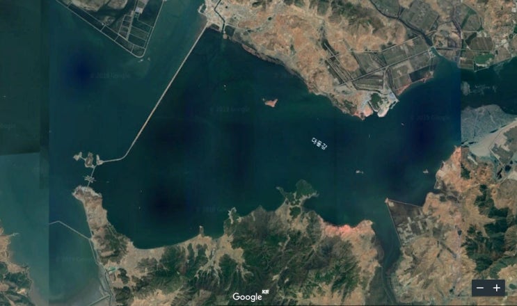 북한 화물선 ‘태양호’···베트남 해역서 불법환적 - 폐선박·다른 선박신호(AIS)까지 도용, 영국 RUSI 연구소