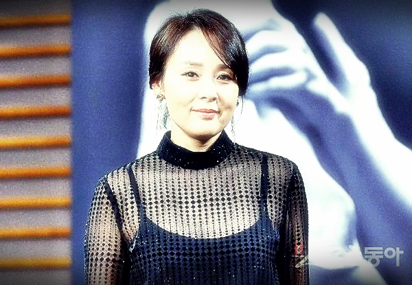 배우 전미선 사망.. 남편 박상훈에게 애도의 물결 배우 전미선 사망.. 남편 박상훈에게 애도의 물결