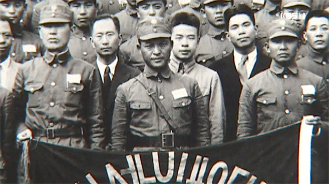  김원봉은 어떻게 보아야 할까?-①생애와 활동,②서훈 논란,    ③중국의 평가,④김구·장준하의 평가,⑤광복군에서의 위상,      ⑥월북 후 반 대한민국활동
