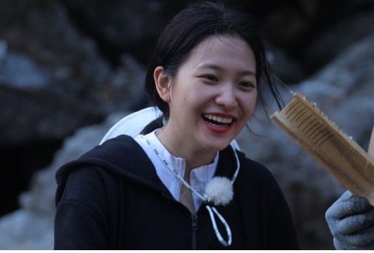  정글의법칙 이열음 수중여신 예리 자연인 이승윤 돌화덕 생선구이 김병만 생존 꿀팁 본투비 야생인 김뢰하 이열음 옷 수영복 협찬 370회 정글의법칙 로스트아일랜드 6월 29일 방송