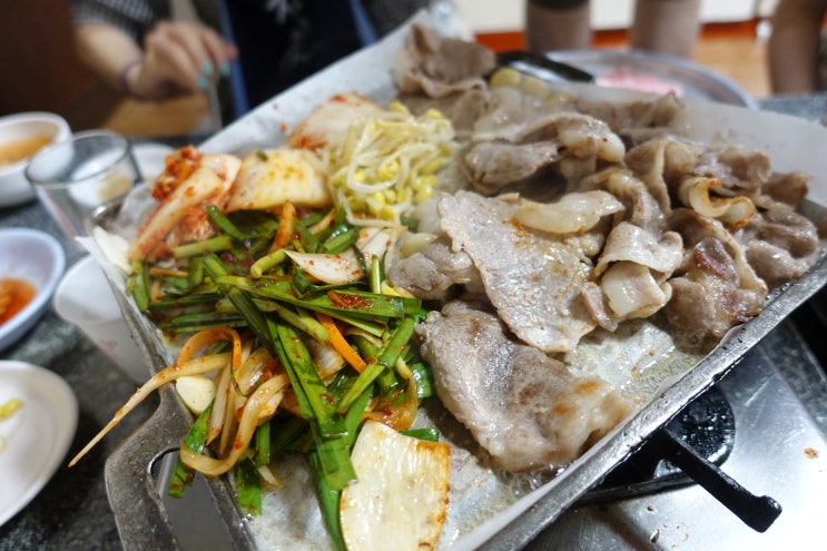  을지로 전주집 목삼겹 1시간 웨이팅하고 맛보다