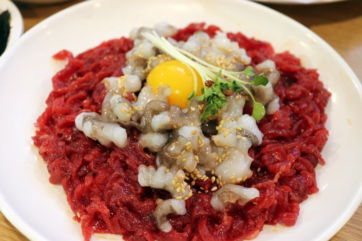  광장시장 육회 통큰누이네, 순희네빈대떡! 일요일 영업, 주차는 힘들어요