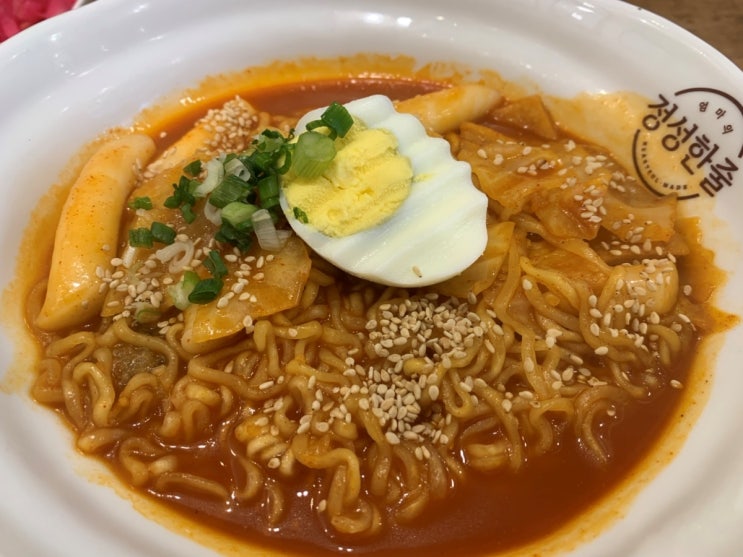  [충무로 김밥집]정성한줄동국대점. 오랜만에 분식 데이트.