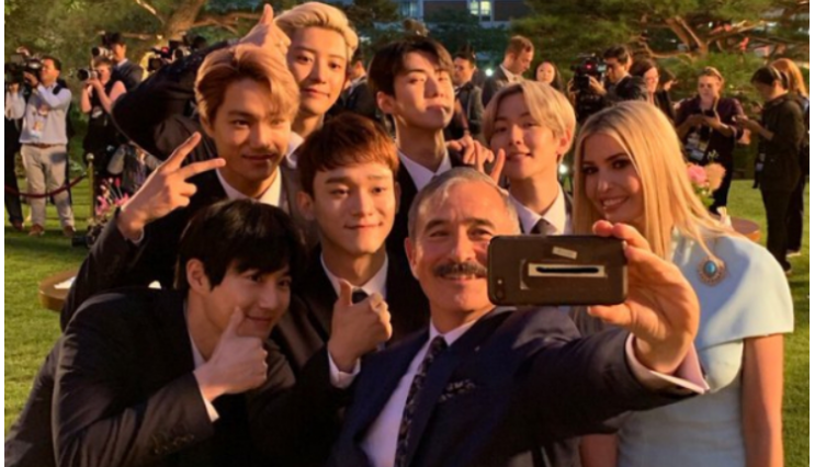  엑소 와 이방카트럼프 두번째 만남이라고???