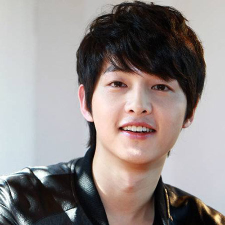  송중기 탈모사진을 보니 결혼 전 부터 탈모증상이 있었네요