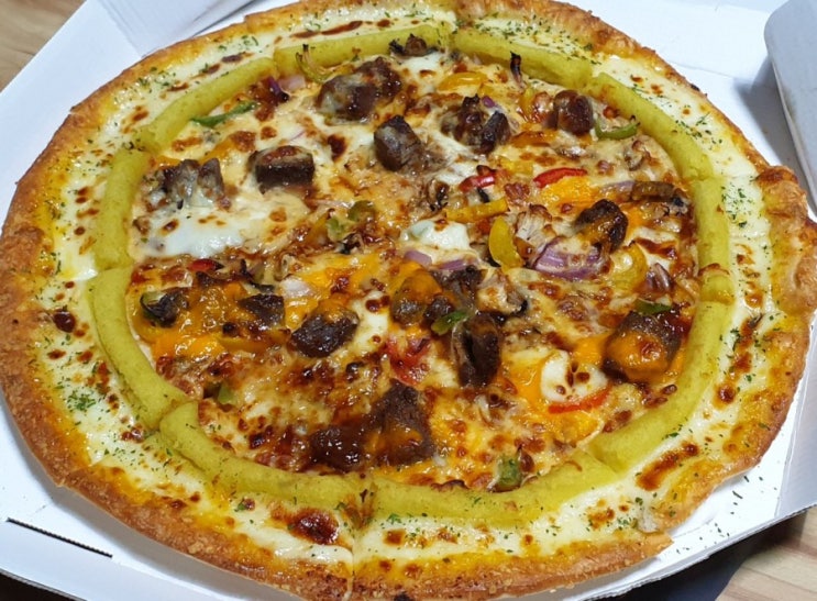 피자헛 : 더블 치즈 티본 스테이크  피자