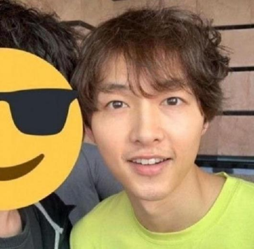  송중기 탈모 사진, 실검 장악에 "도 넘은 것 아니냐"는 의견 '일파만파'
