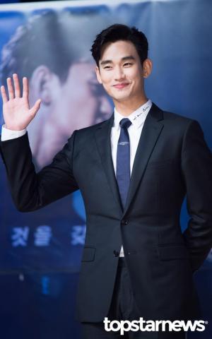 [이슈종합] 배우 김수현은 오고, 엑소(EXO) 디오(도경수)는 간다…오늘(1일) 군 제대-입대 스타